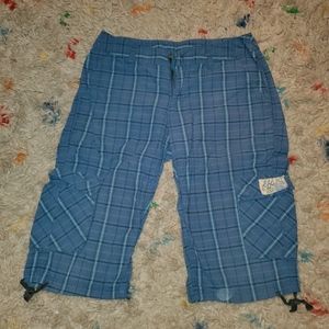 Life is Good Women's Cargo Shorts